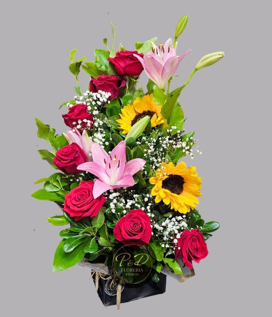 Arrimo Rosas, Girasol y liliums