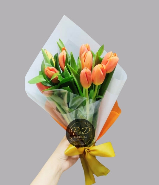 Ramo 10 Tulipanes Naranjo